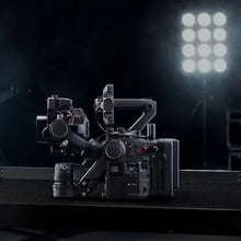 Load image into Gallery viewer, DJI Ronin 4D 4-Axis Cinema Camera 6K Kit combinado